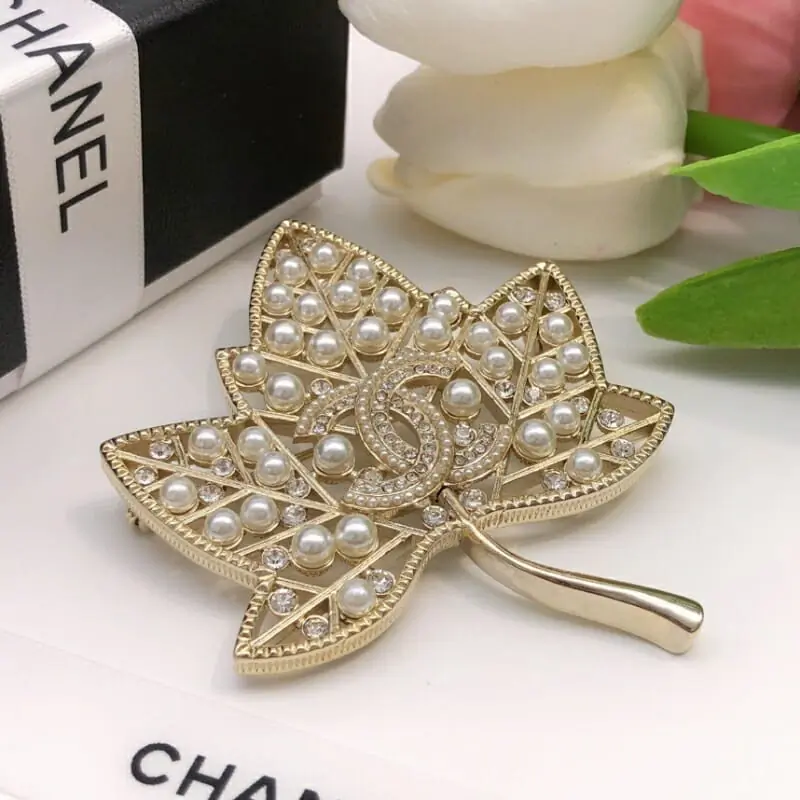 chanel brooches pour femme s_120521a2